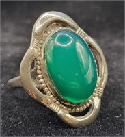 Sterling .925 & Green Cabochon Ring Sz 8