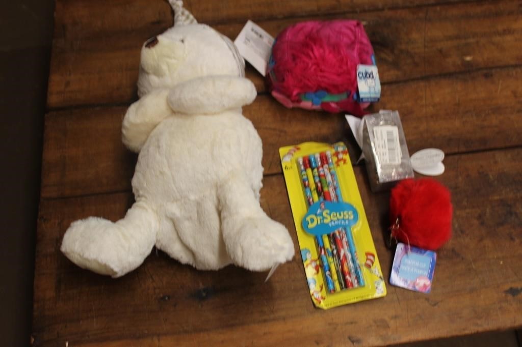 Misc stuffed toys and pencil set