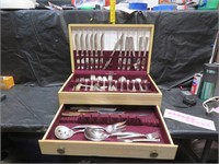 Large Lot of Stainless & Silverplate Flatware in