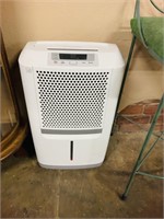 Frigidaire Electrolux 70pt Dehumidifier