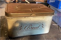 Vintage Bread Box - measures 13x9.5x7.5 inches