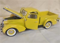 Die-Cast 1937 Studebaker Coupe Pick Up