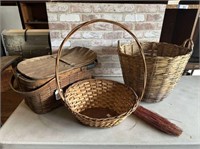 GROUP LOT: BASKETS, BROOM- SOME ARE PRETTY