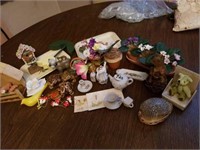 Figurines, animals and more