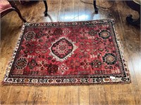 ANTIQUE ORIENTAL SMALL ACCENT CARPET