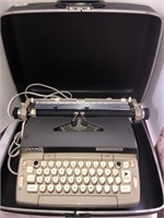 Smith Corona coronet typewriter