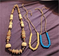 Lot of three necklaces vintage wooden beads