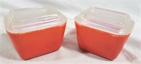 2 Pyrex Refrigerator Dishes w/ lids