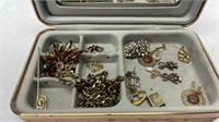 Small Jewelry Box lot Rhinestone earrings chain et