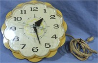 VINTAGE GE ELECTRICAL FLOWER WALL CLOCK