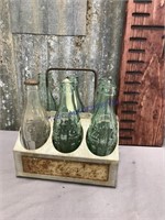 metal 6 pack carrier w/6 coe glass bottles