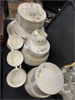 65 piece leaf dinnerware set.