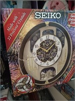 Seiko musical breakaway clock in box