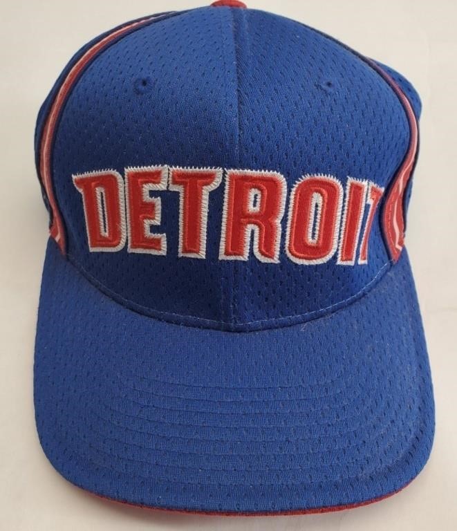 Reebok New NBA Detroit Pistons Baseball Hat