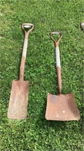 Spade, 2 square tip shovels, grain shovel