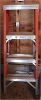 Werner 4ft fiberglass step ladder