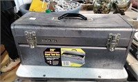 Stack-On 20" steel tool box