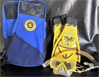 US Divers Packs- Snorkel, Fins, Mask (2)