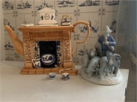 CARDEW BLUE TEA POT WITH BREAKAGE, HERDER AND