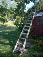 outside-alum extension ladder