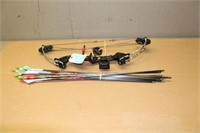 PSE Mini Burner Bow & (14) Carbon Arrows