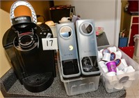 Keurig Coffee Maker, Pods & Dispensers - Very Nice