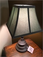 TABLE LAMP W/ 3 WAY SWITCH