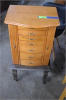 Six Drawer Jewelry Chest w/Rolling Stand_Contents