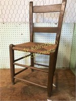 Antique Ladder Back Country Chair