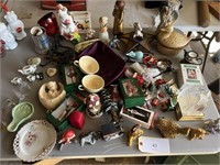 LARGE LOT OF MISCELLANEOUS HOME DECOR AND