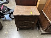 NIGHT STAND & DRESSER / NON MATCHING