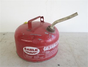 Vintage Eagle gas can 2 1/4 gallon