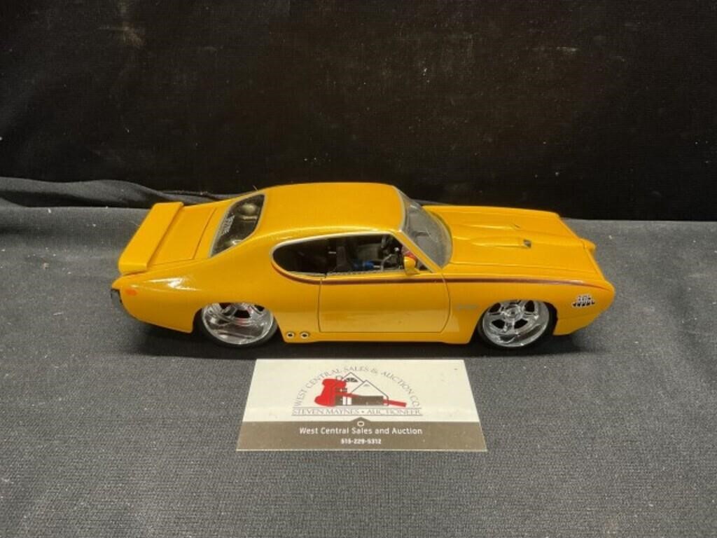 Die Cast 1969 Pontiac GTO Judge