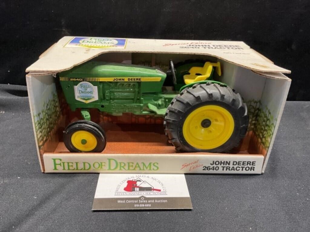 Ertl John Deere 2640 Field of Dreams Tractor