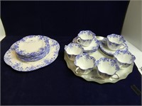 21PC SHELLEY "DAINTY BLUE" CUPS/SAUCERS AND PLAT