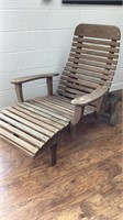 Vintage wooden slat lounge chair with adjustable