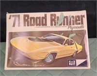 MPC 1971 Road Runner 1/25 Scale Model