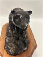 1975 F.M. Montgomery Bronze Grizzly Bear Statue.