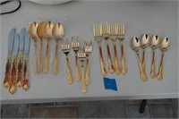 20 pieces of flatware