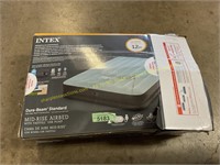 Intex air mattress used?