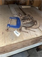 4 small C clamps