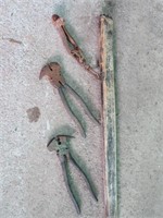 Wire stretcher and pliers