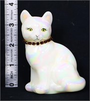 Fenton white iridescent cat
