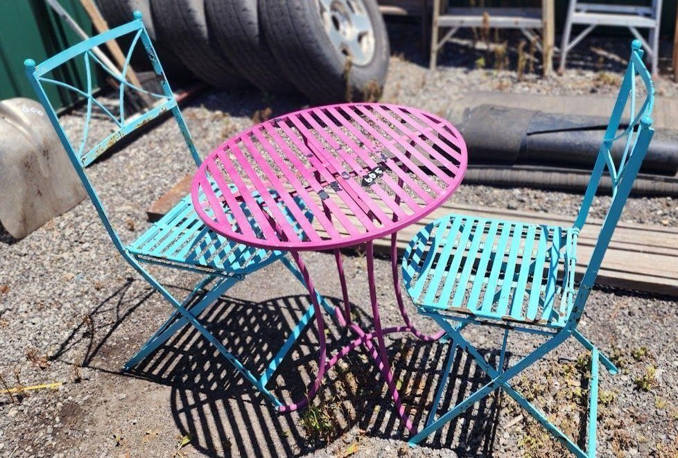 Metal Table and Chairs