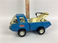 Tonka  blue and white press steel tow truck
