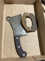 Cleaver and cutting tool