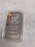 1 oz of fine silver