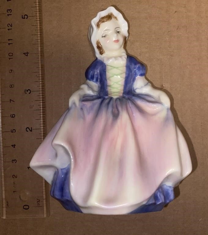 Royal Doulton "Dinky Do" Figurine HN 1678