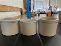 (3) Roseville Pottery 1 pt. Low Jar Crocks