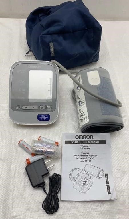 7 Series blood pressure monitor with Comfit cuff